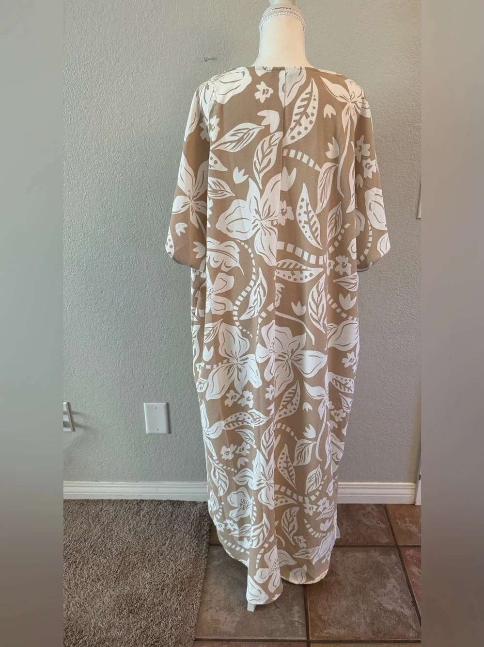 Fred David Tropical Floral Kaftan Maxi Dress Taupe White Plus Size 2X